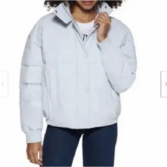 Women’s Levi’s Air Blue Puffer Jacket - Picture 2 of 10